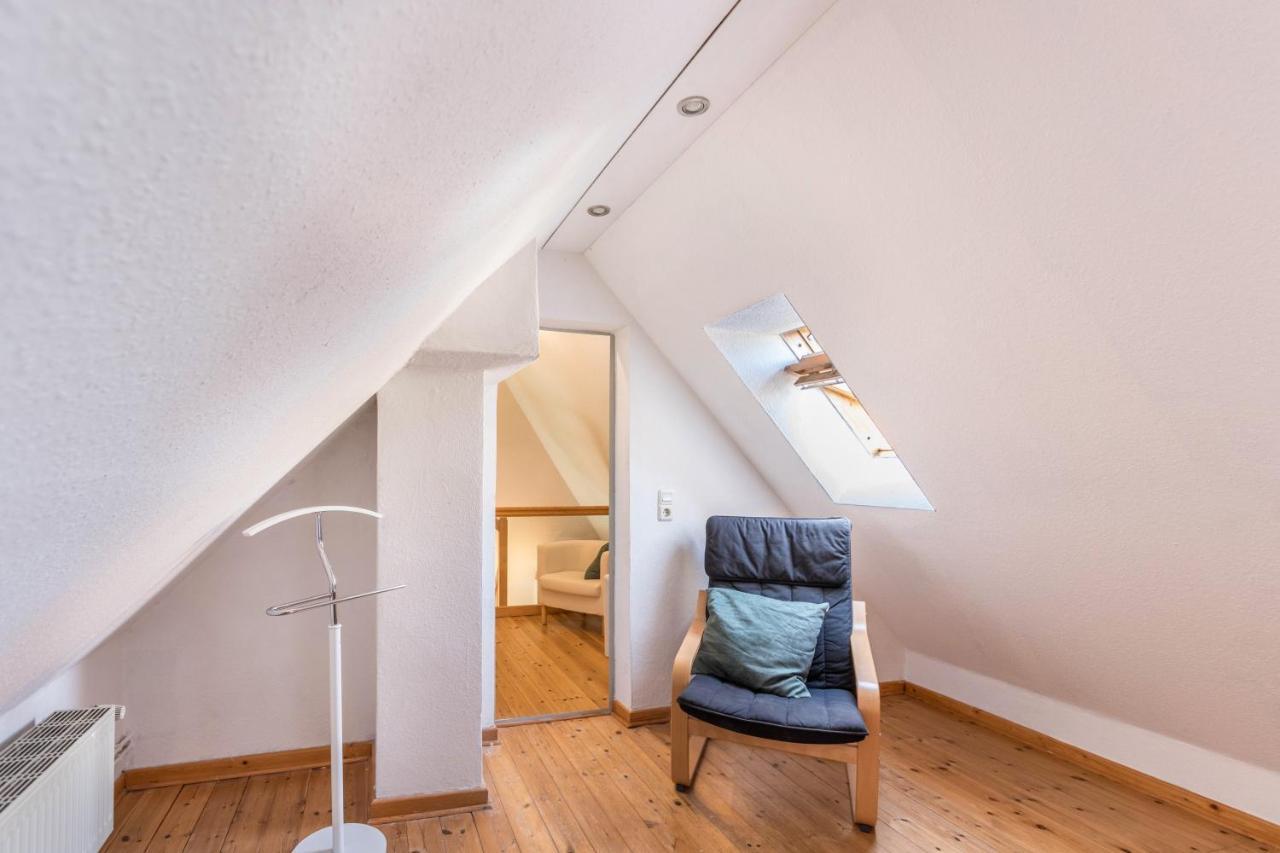 Blumenhaus-Apartment Friedrichstadt Extérieur photo